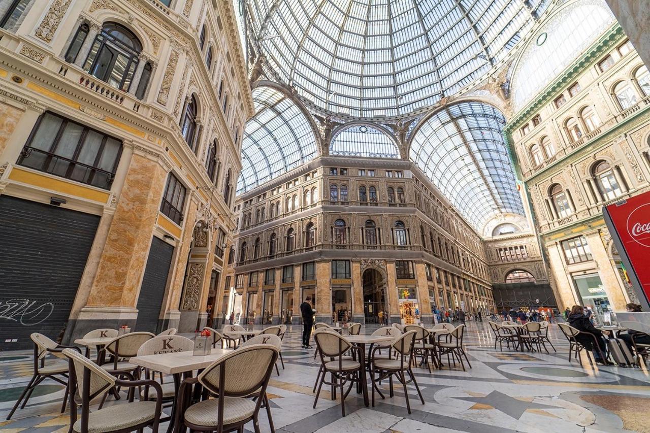 Royal Art H Duomo - Napoli Centro, By Clapa Group Hotel Exterior photo The interior of the shopping mall